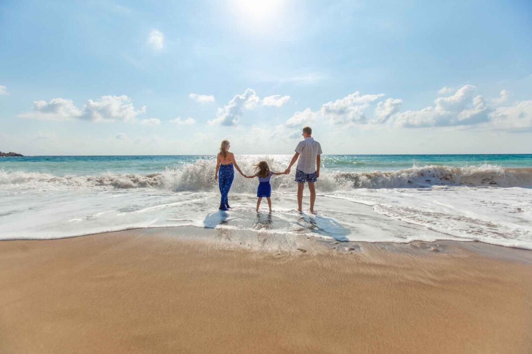 Familienurlaub organisieren: Tipps für eine stressfreie Zeit