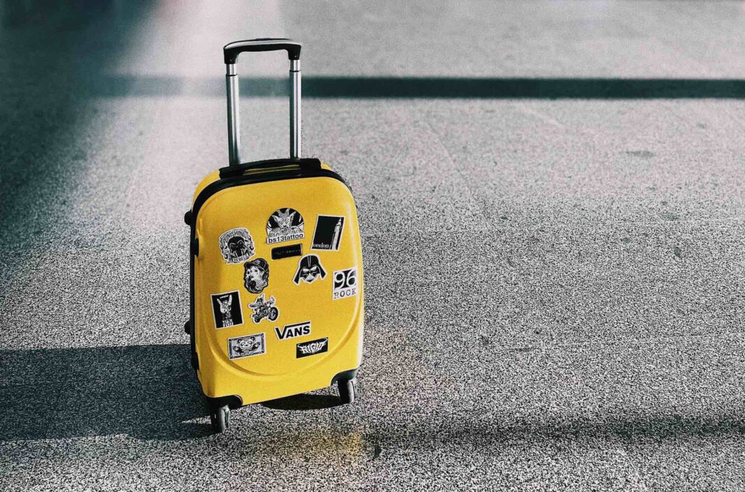 Nur mit Handgepa?ck reisen- Alles, was Sie fu?r Kurztrips brauchen Nur mit Handgepäck reisen: Alles, was Sie für Kurztrips brauchen